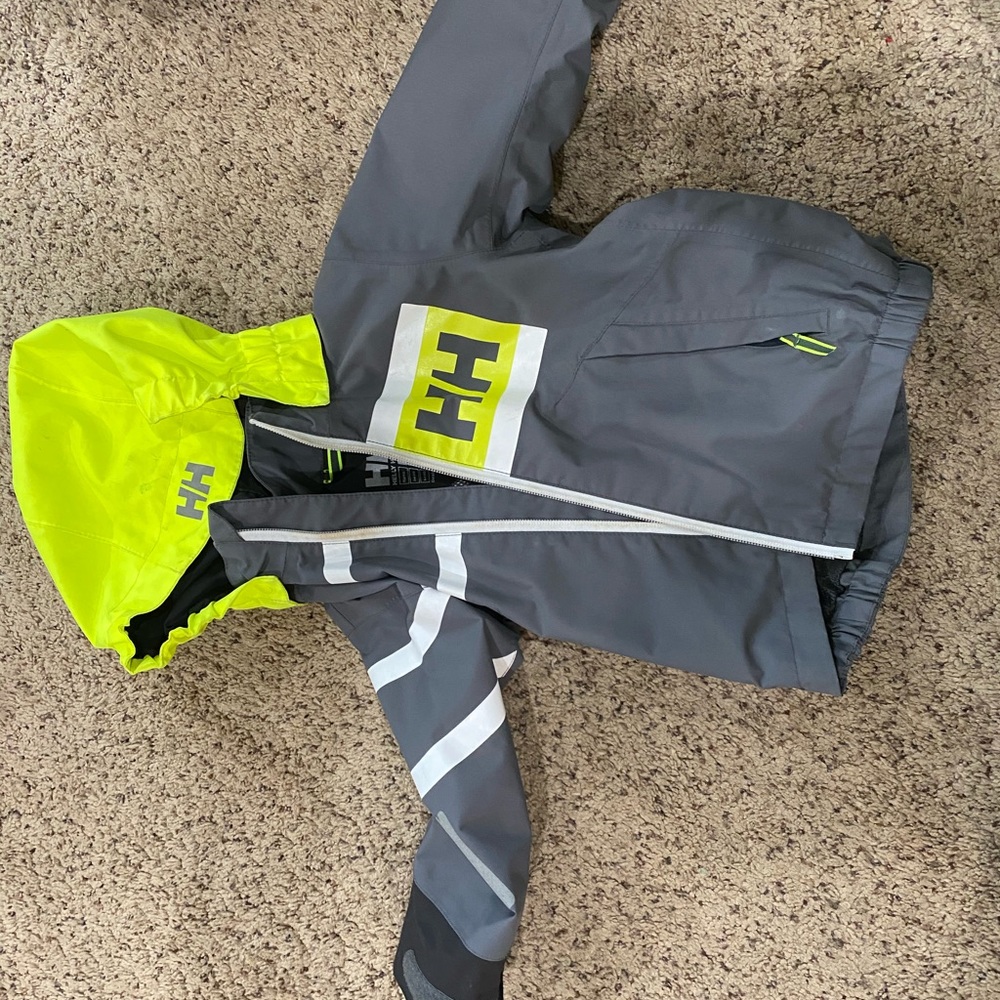 Size 29/2 helly Hanson rain coat